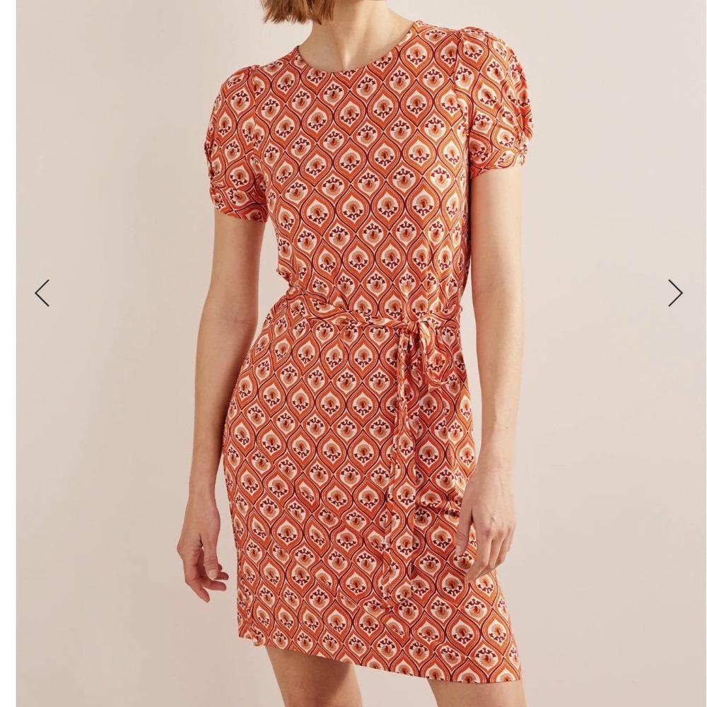 Boden Women's Puff Sleeve Tie Waist Dress Size US 4R UK 8R Red Geometric Print - Picture 9 of 10